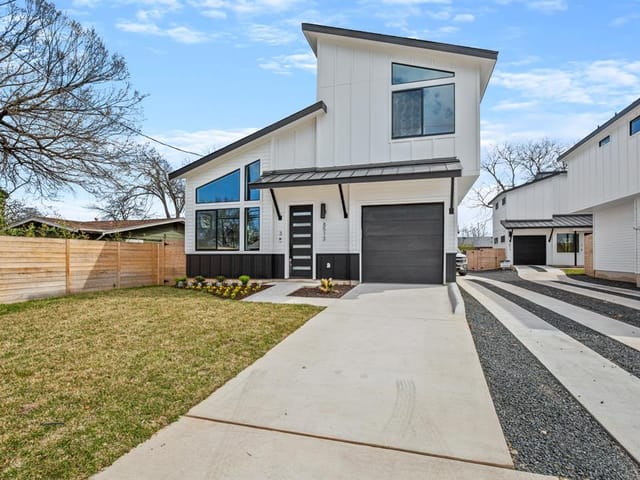 8513 Bowling Green Dr Unit #3