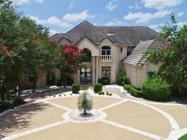 View 8513 Chalk Knoll DR in Barton Creek Sec G Ph 02 8513 Chalk Knoll DR - front exterior - Luxury home in Barton Creek Sec G Ph 02, Austin, TX
