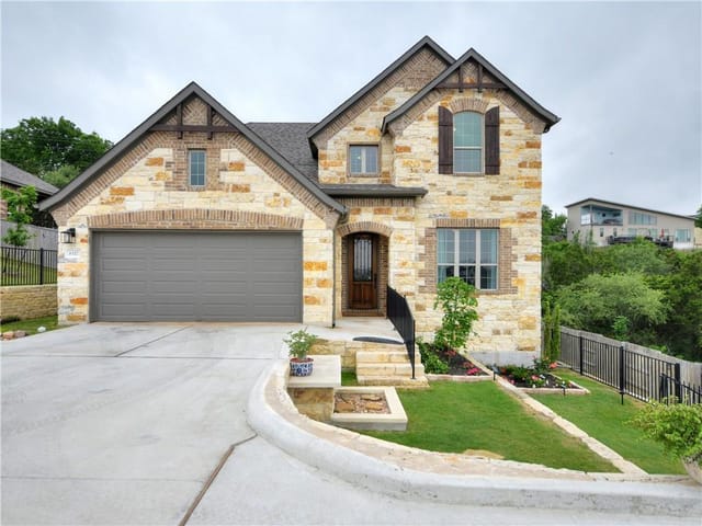 8517 Moccasin Path