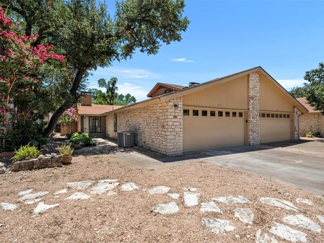 8518 FATHOM CIR Unit #131