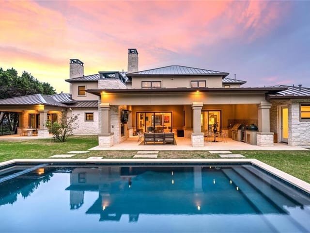 8528 Calera Dr