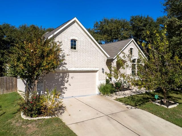 8600 Echo Shore Cv