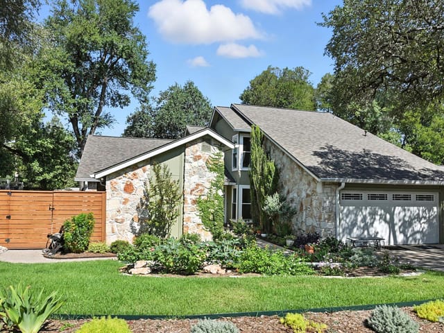 8600 Loralinda DR