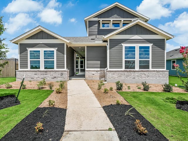 8601 Dongan DR