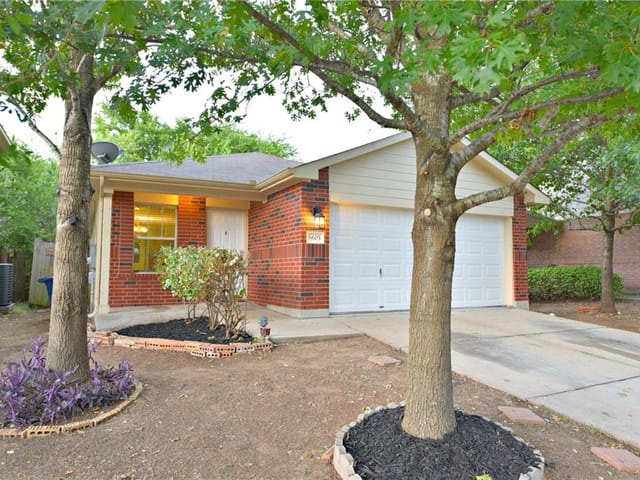 8603 Dittmar Oaks Dr