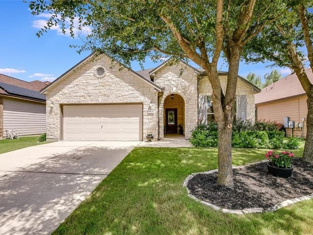 8605 Ipswich Bay Dr