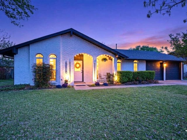 8608 Donna Gail Dr