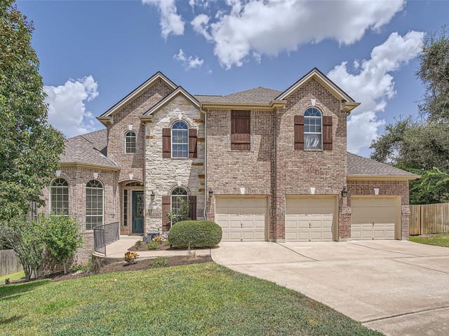 8608 Foggy Mountain Dr