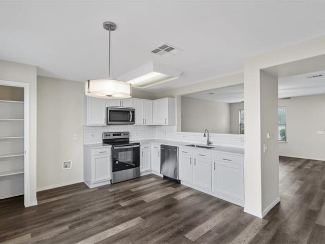 8608 Wiley Way