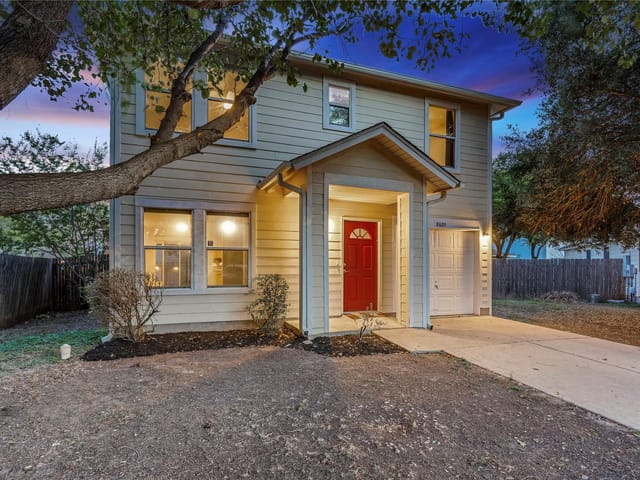 8609 Claude Ct
