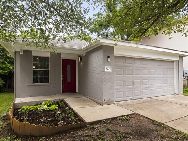 8611 Davis Oaks Trl