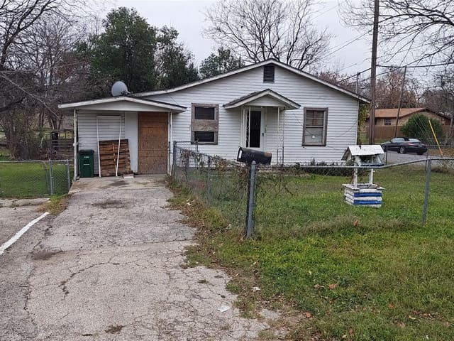 8611 Georgian DR