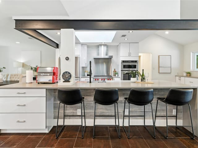 8612 Mesa DR