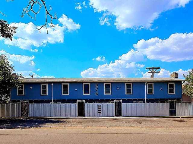 8616 Putnam Dr