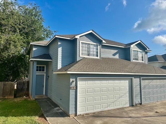 862-864 Sagewood TRL
