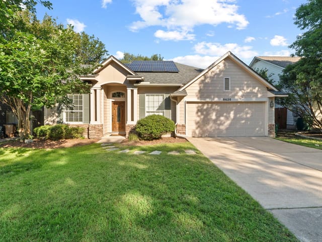 8620 Little Laura DR