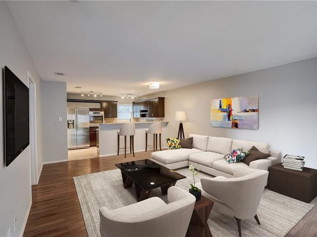 8621 Putnam Dr Unit #A