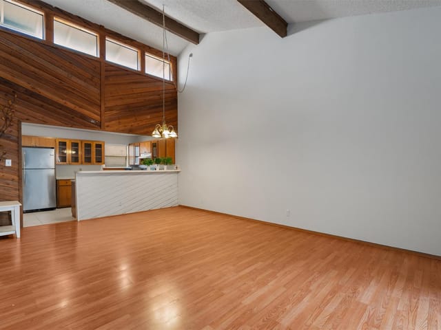 8621 Putnam Dr Unit #C