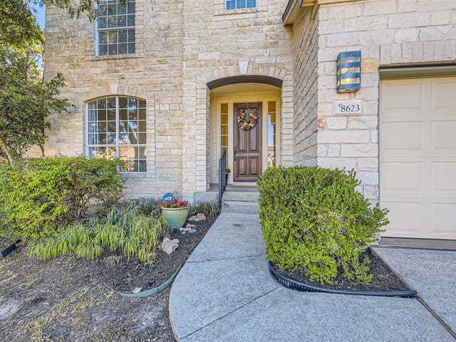8623 Foggy Mountain Dr
