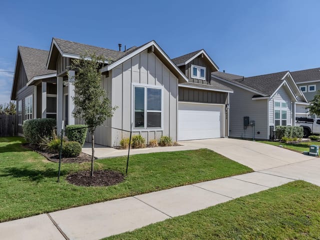 8648 Wellspring LOOP