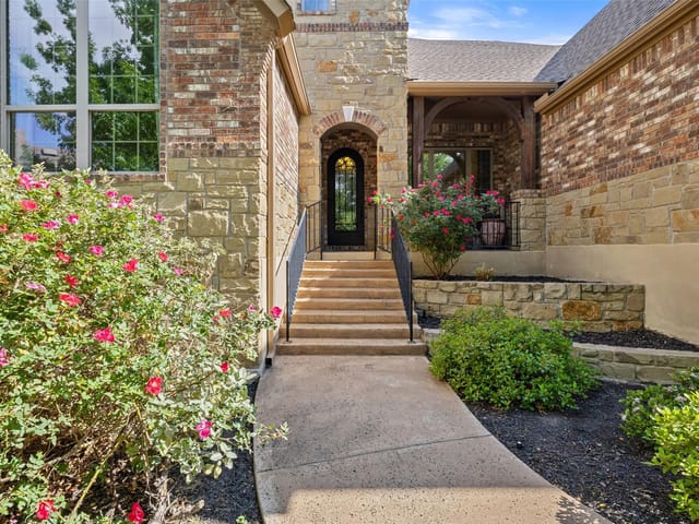 8700 Flycatcher Ct