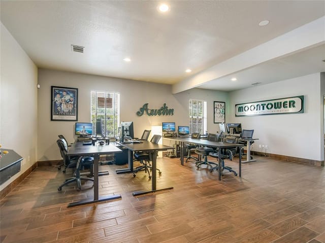 8700 Menchaca Rd Unit #401