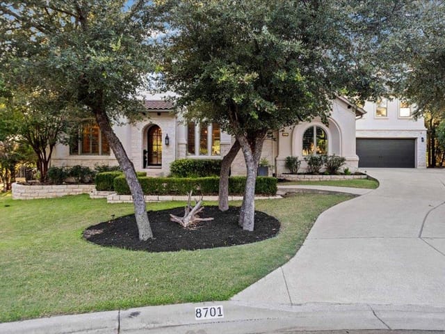 8701 Ambrosia DR