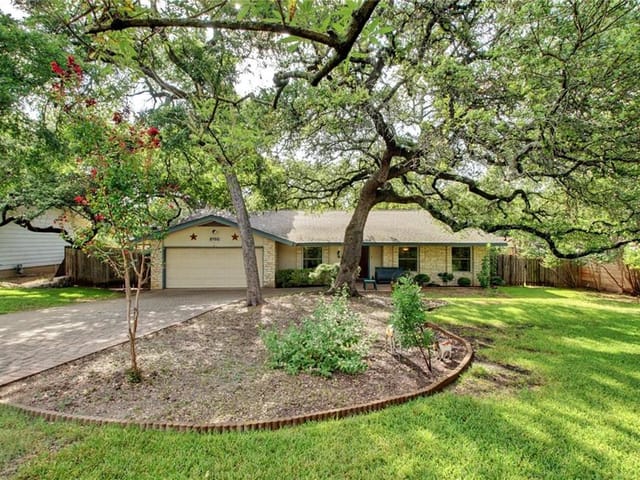 8703 Oakmountain Cir