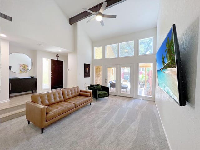 8704 Merion CIR
