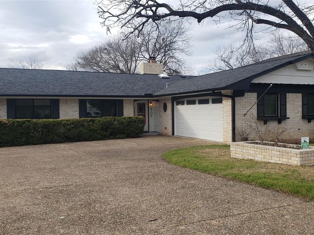8708 Dawnridge Cir