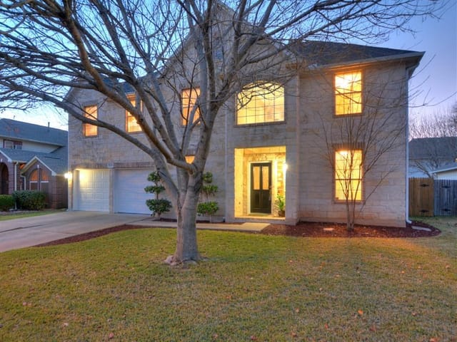 8708 Escabosa Dr