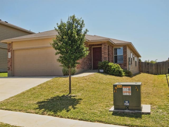 8708 Southwick Dr