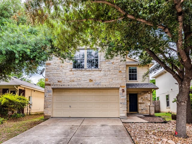 8712 Dittmar Oaks DR