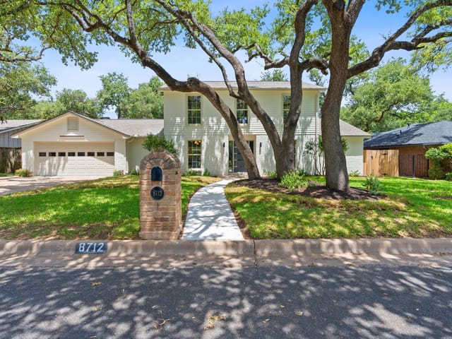 8712 Ridgehill Dr