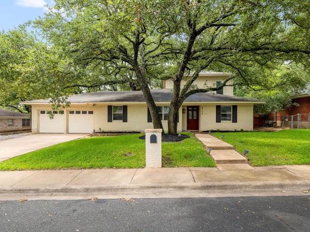 8715 Tallwood Dr