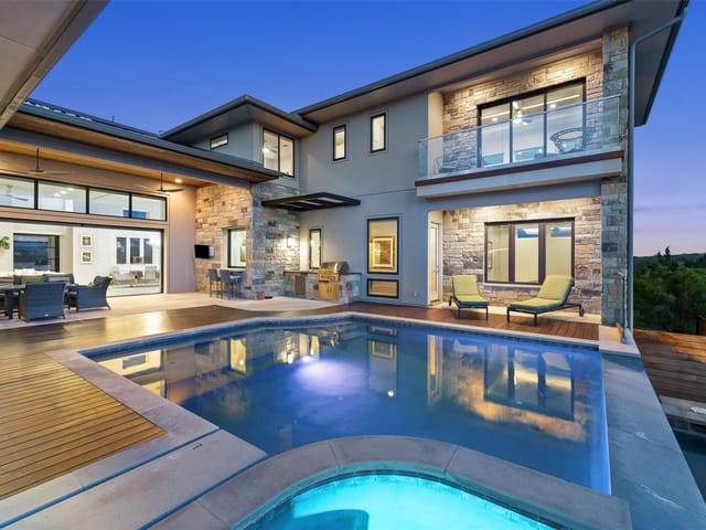 8716 Bellancia Dr