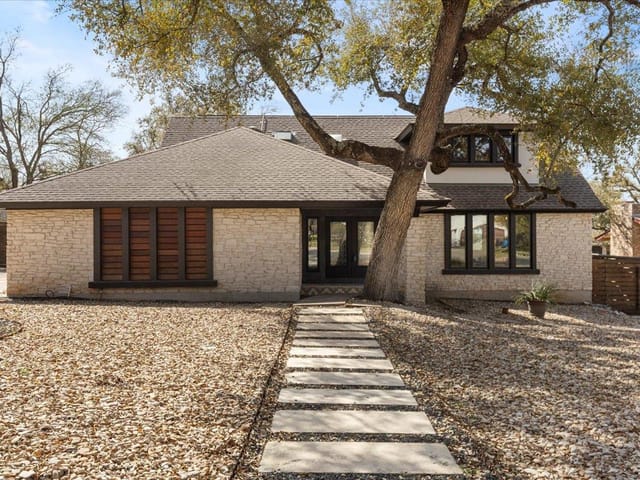 8719 Crest Ridge Cir