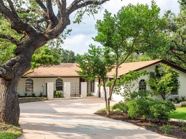 8720 Tallwood Dr