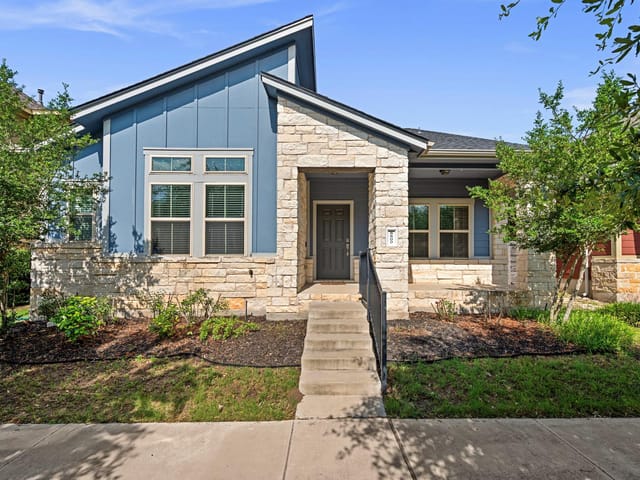 8800 Slater DR