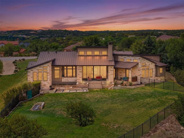 8801 Bellancia DR - front exterior - Luxury home in Belvedere Ph 04, Austin, TX