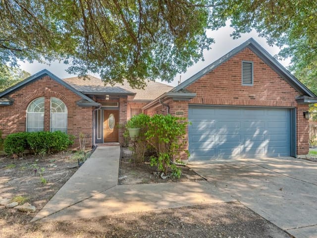 8801 Escabosa Dr