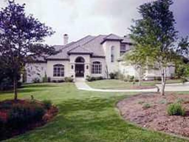 8801 MENDOCINO DR