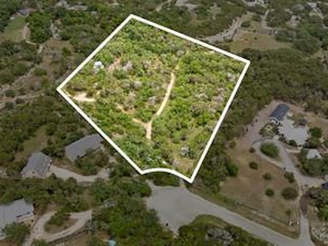 8801 Scarlet CIR