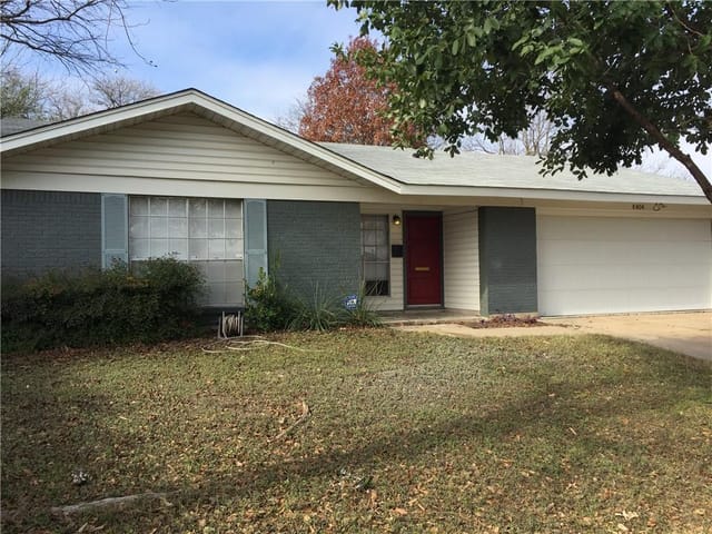 8804 Clarewood Dr
