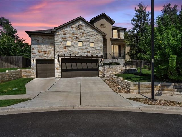 8804 Edwardson Ln