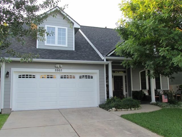 8805 Little Laura Dr