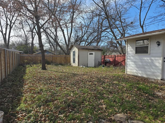 8806-B Parkfield DR Unit #2