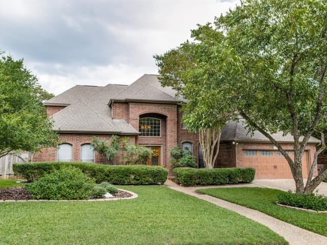 8806 Tweed Berwick Dr