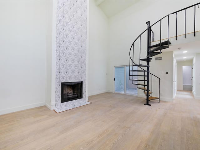 8807 Merion CIR