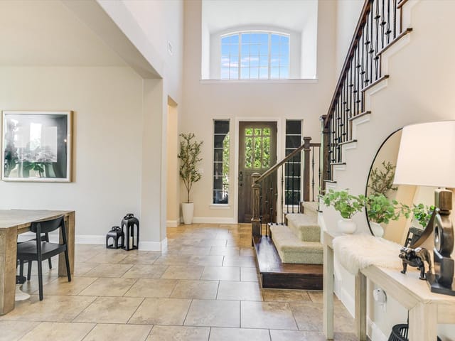 8813 Fescue Ln